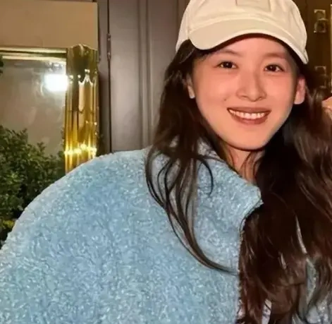 看了章泽天和刘嘉玲的同框