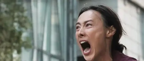 有人身家5亿，有人擦边卖房，有人会所被抓