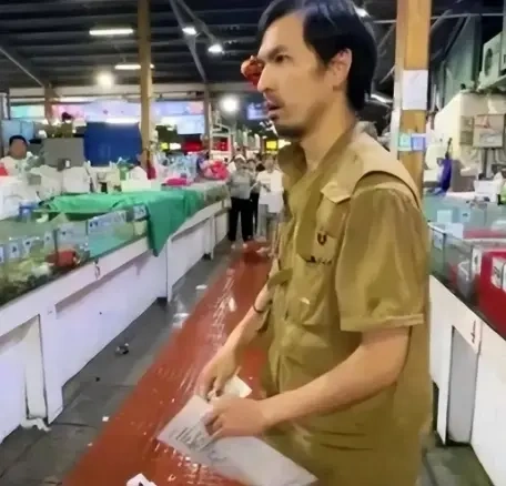 他留下的3个疑问，也该解开了