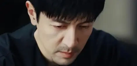看44岁张鲁一和42岁曹炳琨，一目了然
