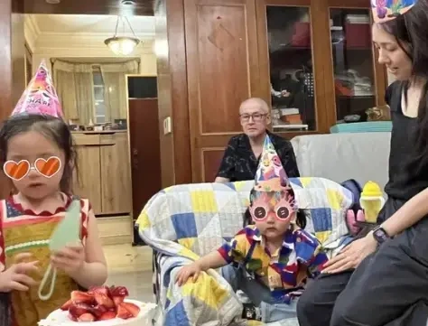 郭碧婷带儿女留在身边照顾