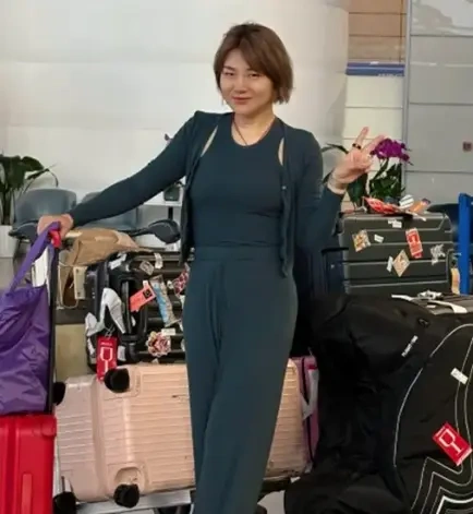 杨天真脱产留学