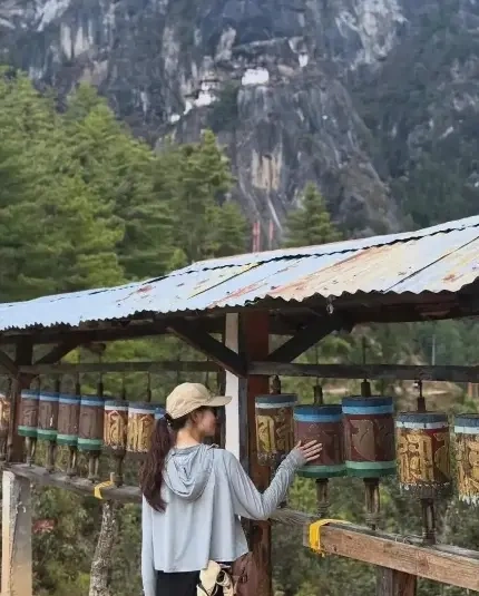 章泽天素颜怼脸照曝光