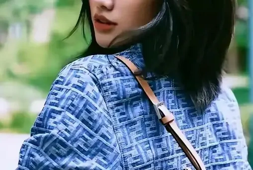 帮女儿走后门