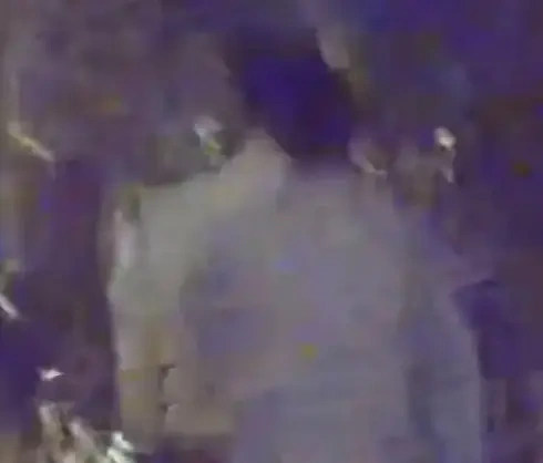 周冬雨深夜密会韩国2男星