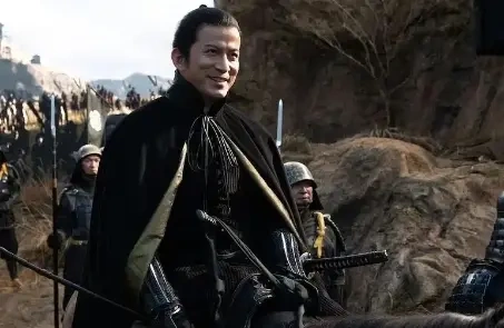 就是11月公映的《首》