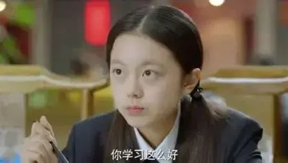 年代质感中见证赵今麦的成长蜕变