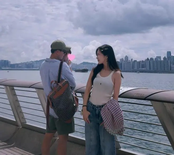 王灿兮杜淳：低调婚姻里的浪漫与温情