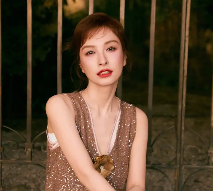 吴昕的&ldquo;十位数&rdquo;底气，是20年熬出来的体面