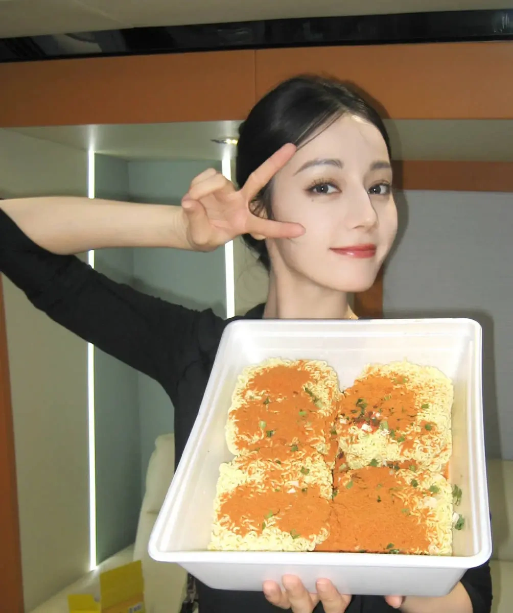 从寸头女警到兔子甜妹！