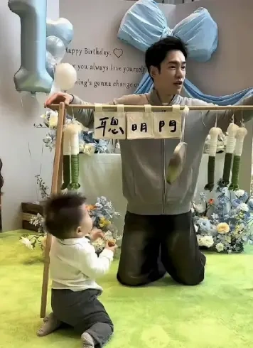 从荧幕情侣到全职爸妈，欧阳妮妮张书豪