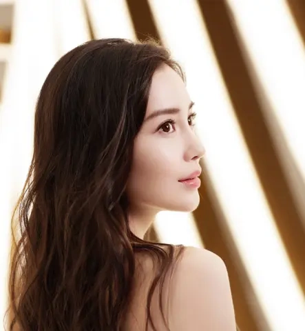 从流量女王到幕后老板
