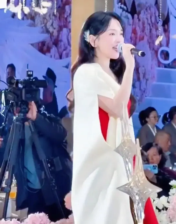 35万唱3首歌？金莎婚礼商演天价出场费