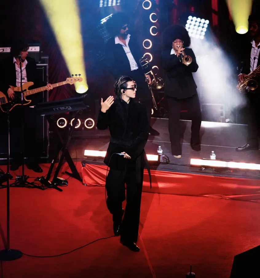 蔡徐坤2026全球巡演纽约站4月16日火热上演，限定曲目首唱点燃舞台