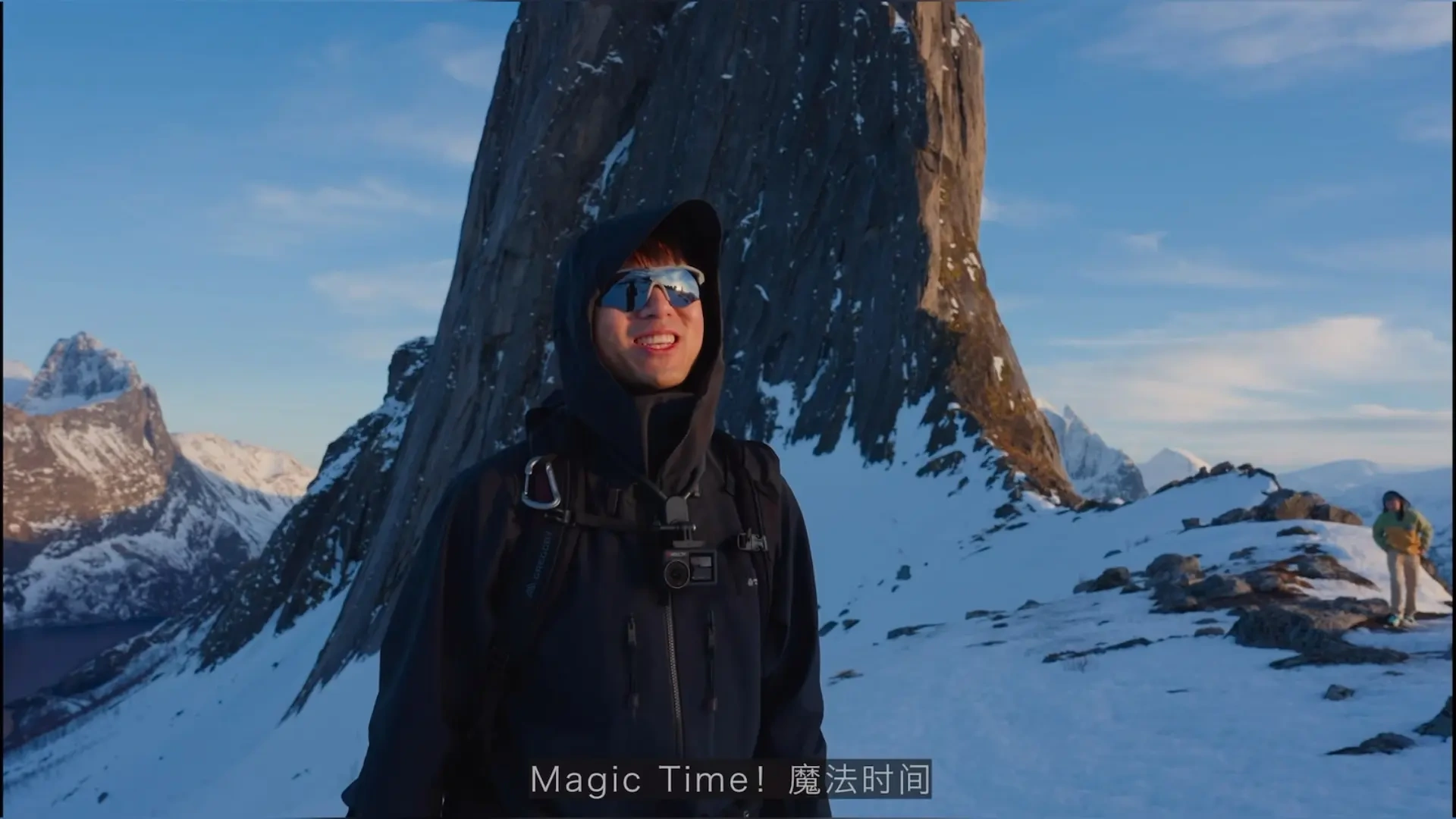 李现首次成功登顶雪山，与Links挪威特罗姆瑟挑战极限，蓝调天光下实现人生突破