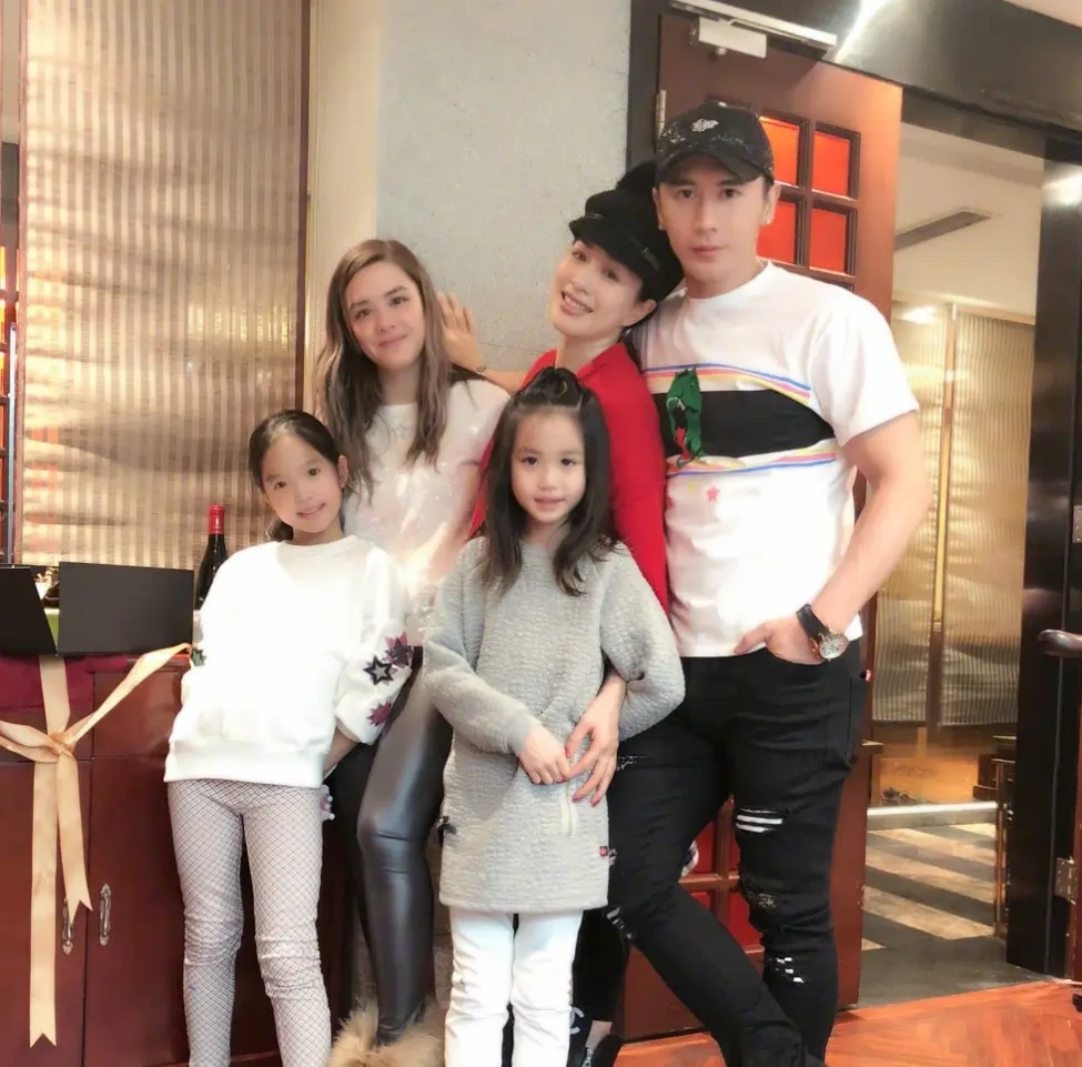 张伦硕妈妈曾遗憾没有亲孙子，这句话至今还在困扰钟丽缇