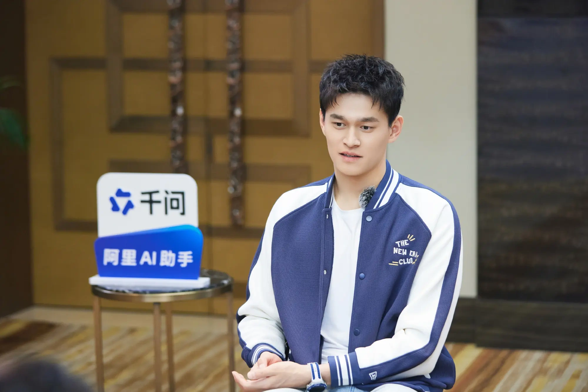 孙杨《妻子的浪漫旅行2026》表现引争议，被指强势敏感，与张豆豆互动成焦点