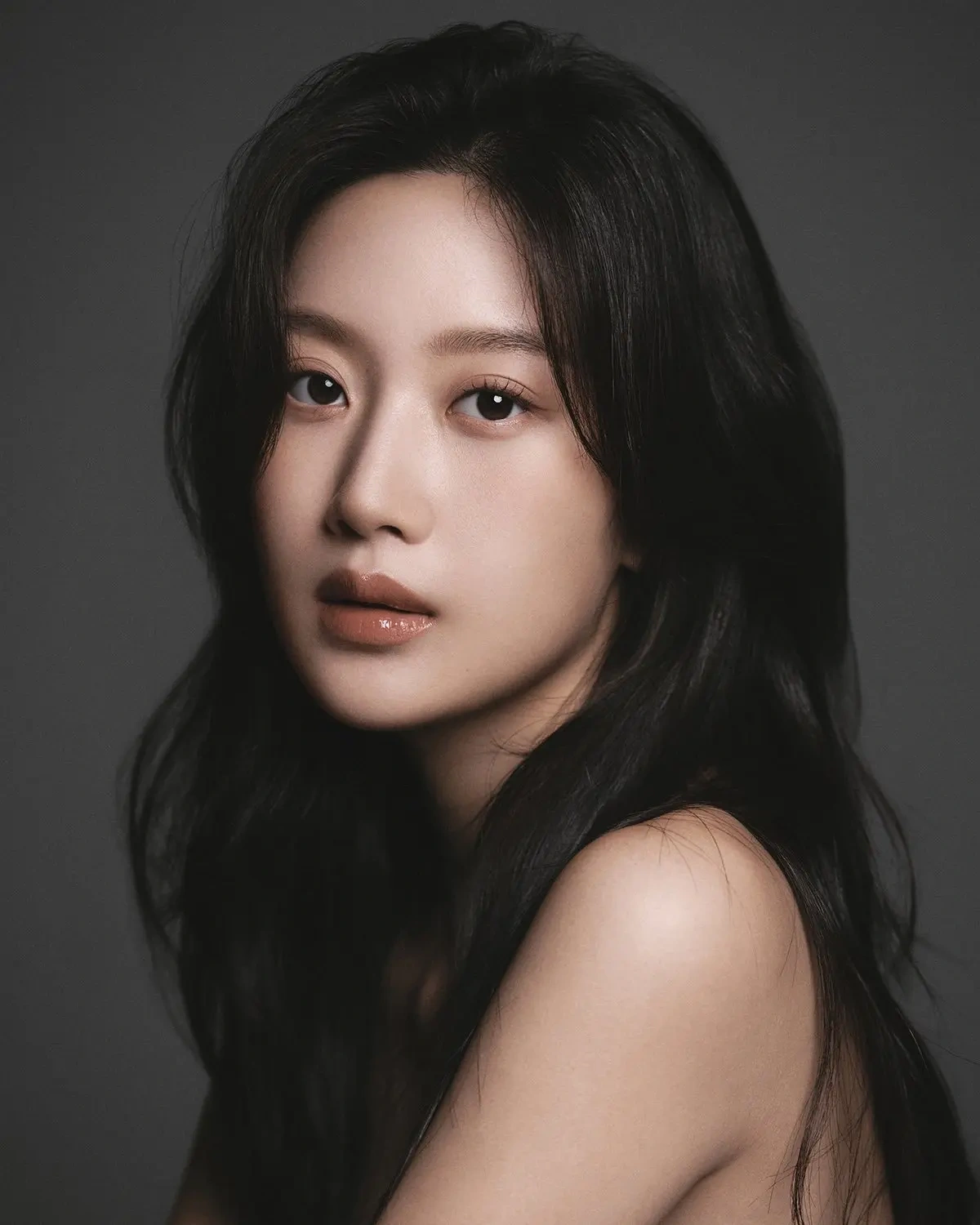 文佳煐签约车银优公司Fantagio，百想影后与《女神降临》前搭档成同门