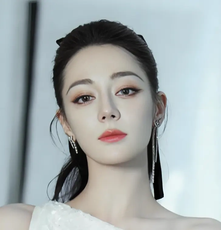 娜扎前经纪人否认热巴&ldquo;生子&rdquo;传闻：状态良好，从未生育