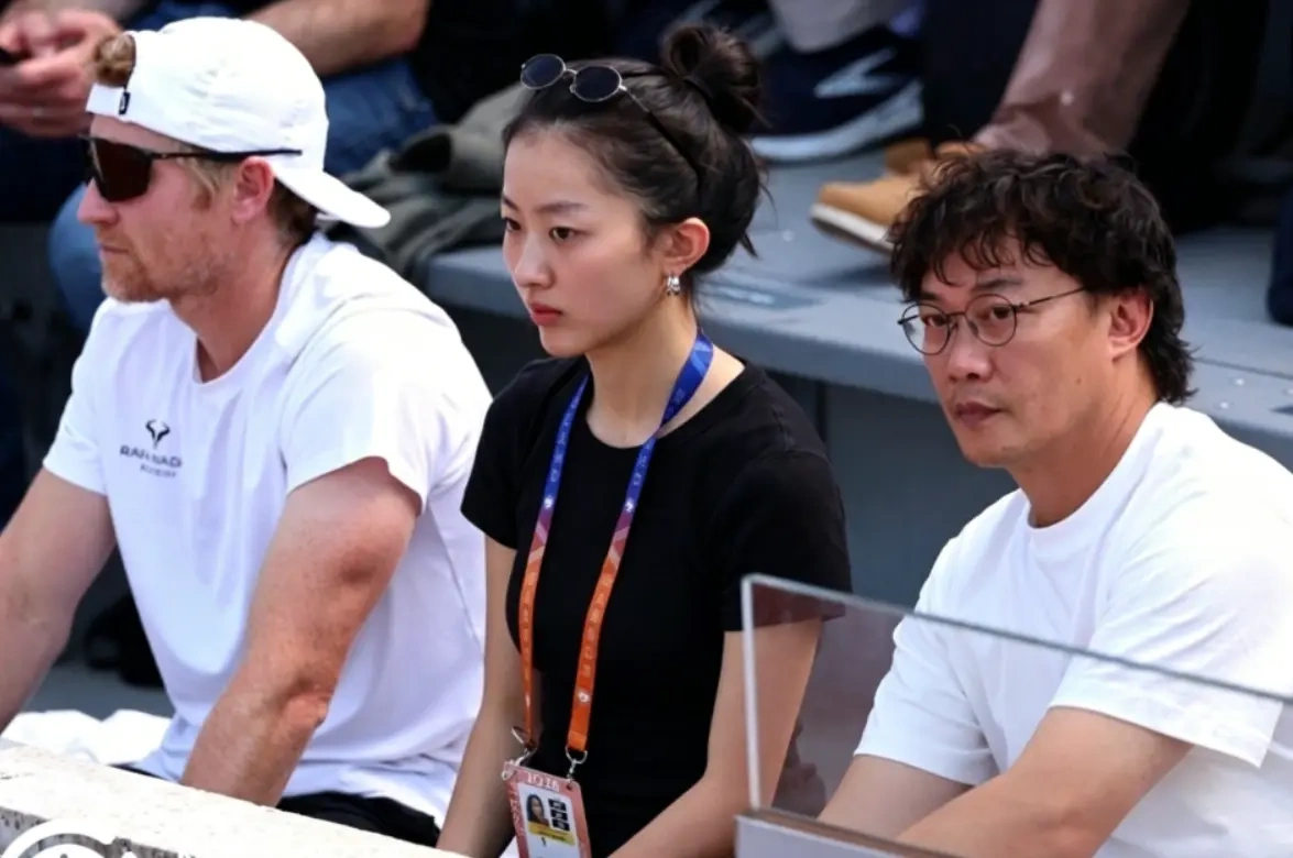 陈奕迅女儿陈康堤法网助阵男友黄泽林，恋情公开后首次同框