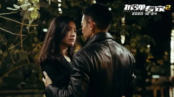 全员演技赋能剧情，《拆弹专家2》以群像演绎诠释正邪抉择
