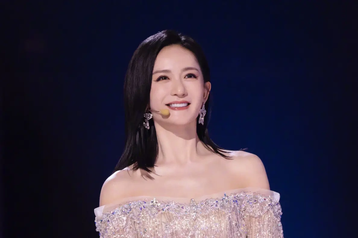 谢娜官宣全国巡演后口碑滑落，&ldquo;圆梦&rdquo;还是&ldquo;圈钱&rdquo;引争议