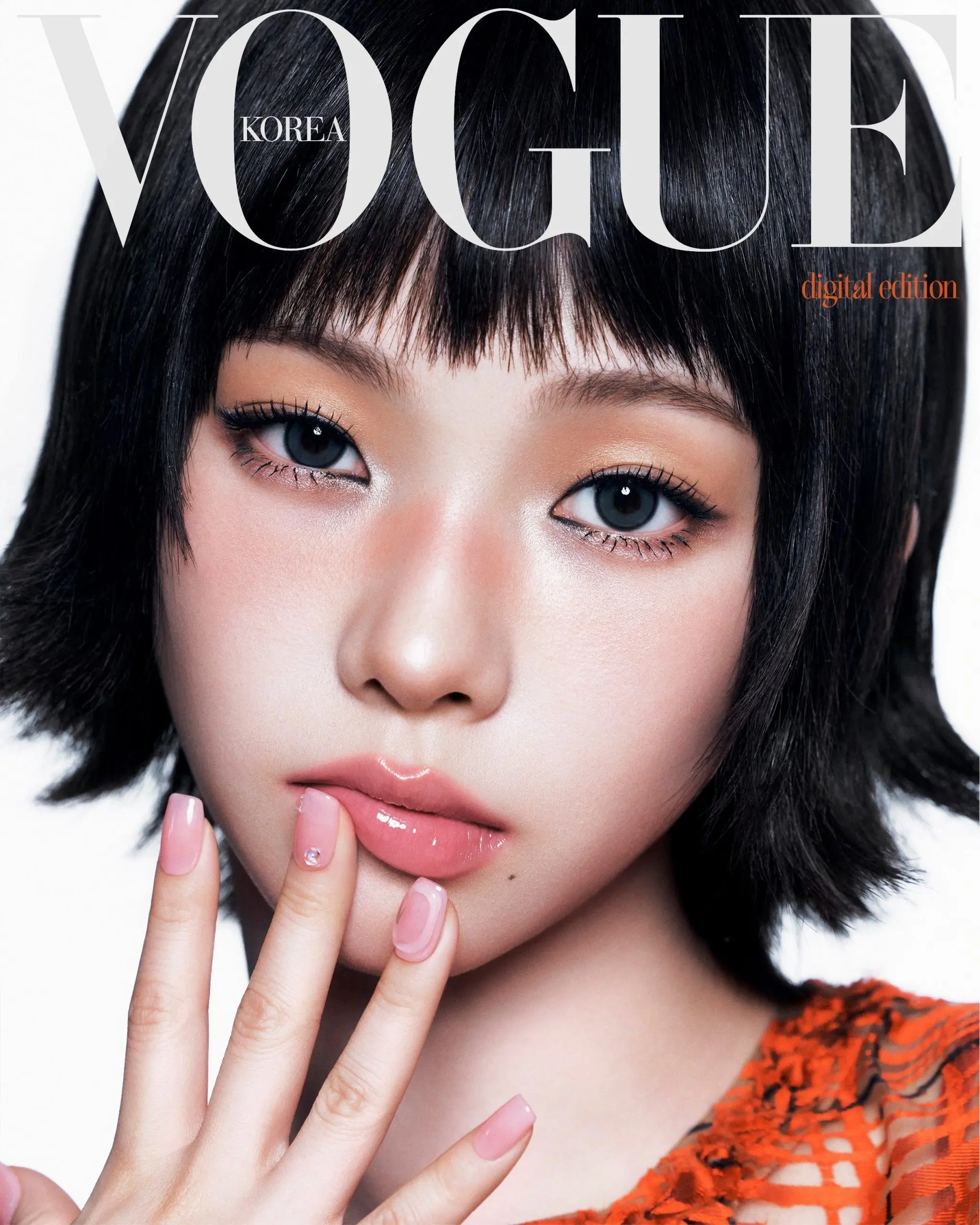柳智敏 Vogue Korea 数字刊：以香奈儿美妆大使演绎新品唇蜜美学