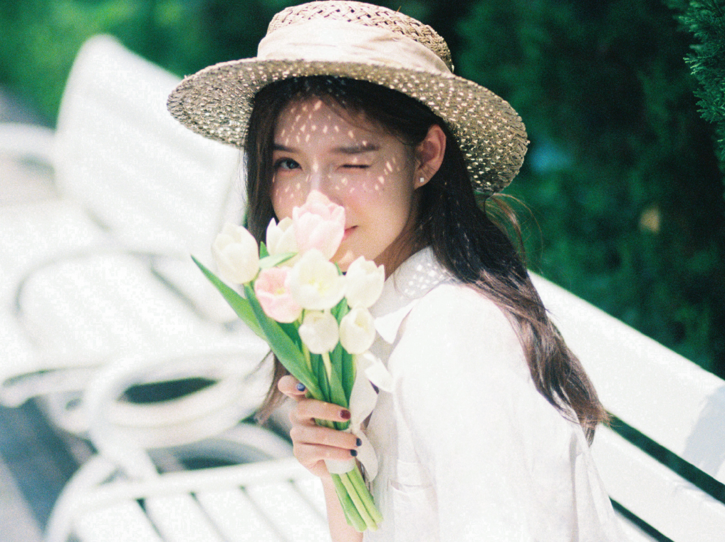 艾米 18 岁生日写真释出，少女感十足！